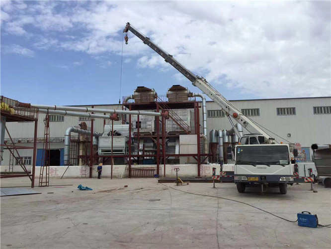 堆龙德庆区“手脚齐动”—— 吊车的 “协同作业” 技术